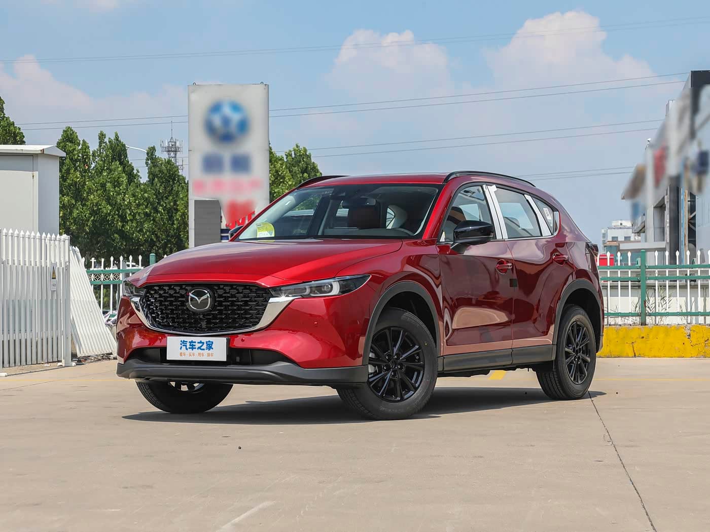 Mazda CX-5 2026 — вид спереди сбоку
