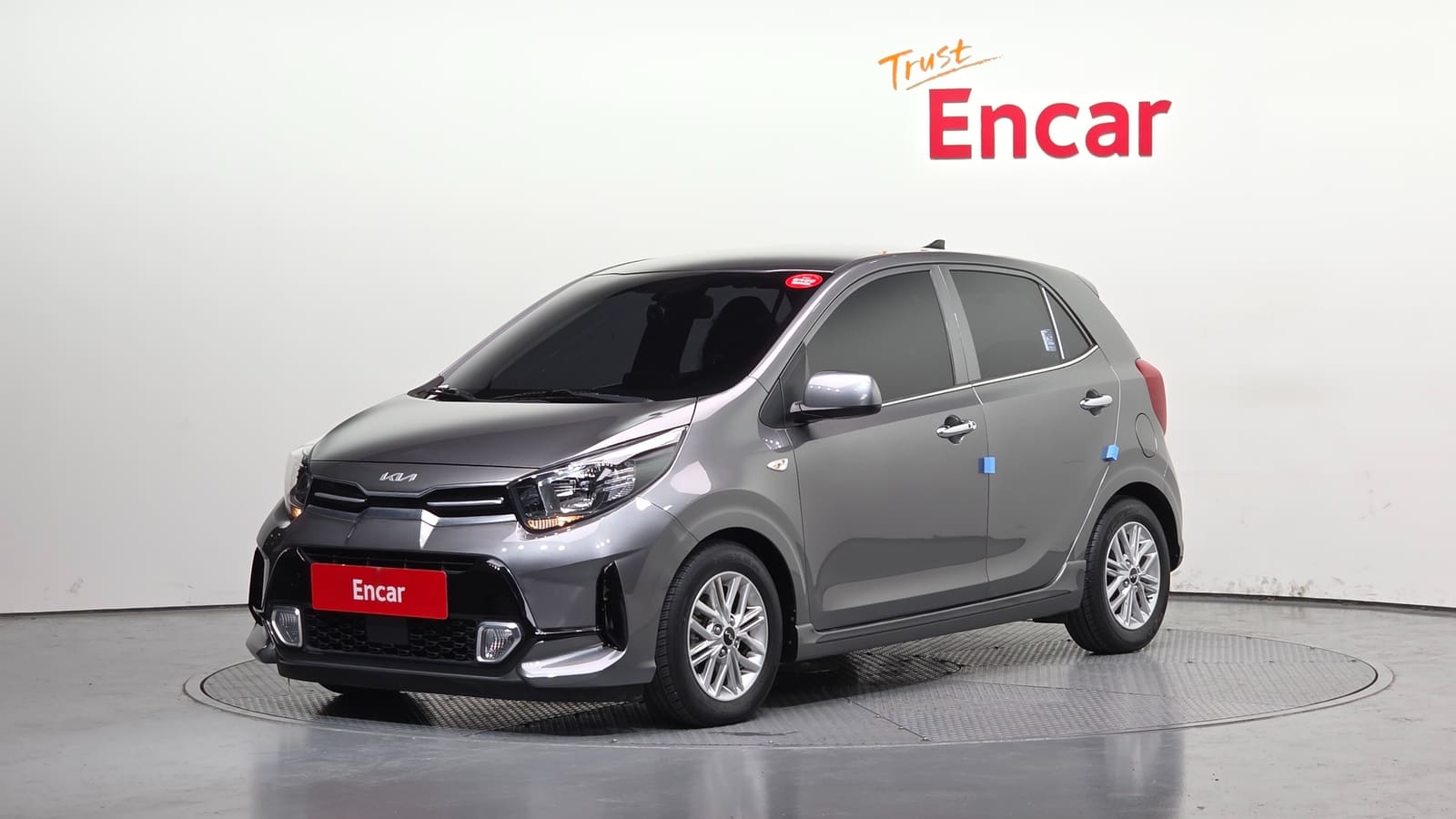 Kia Morning (Picanto) 2022 — вид спереди сбоку